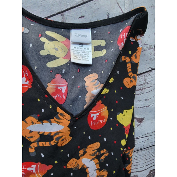 XS nurse scrub Tops winnie the pooh Pandas Monsters short sleeve tops - Picture 2 of 13